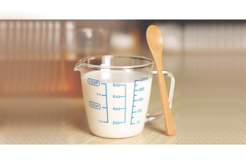 glass measuring cup